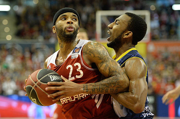 面向全球招 面向全球招